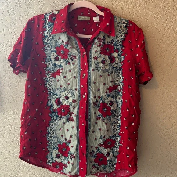 Liz Claiborne Button Up - Picture 3 of 4
